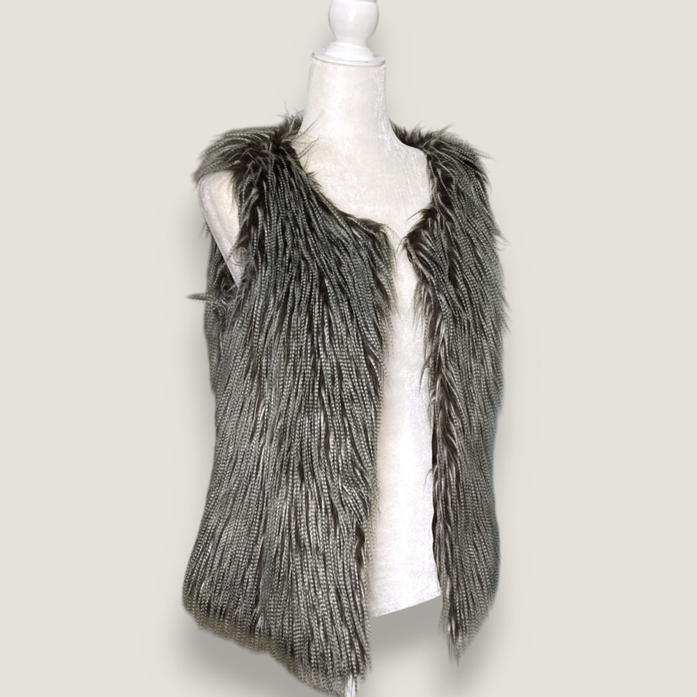Boho Faux Fur Feather Vest Women's Lined Sleeveless Whimsy Mob Wife Sz M